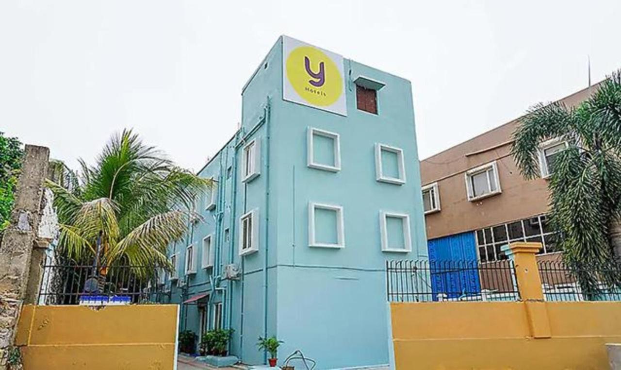Fabhotel Ekamra Greens By Y Hotels ブバネーシュワル エクステリア 写真